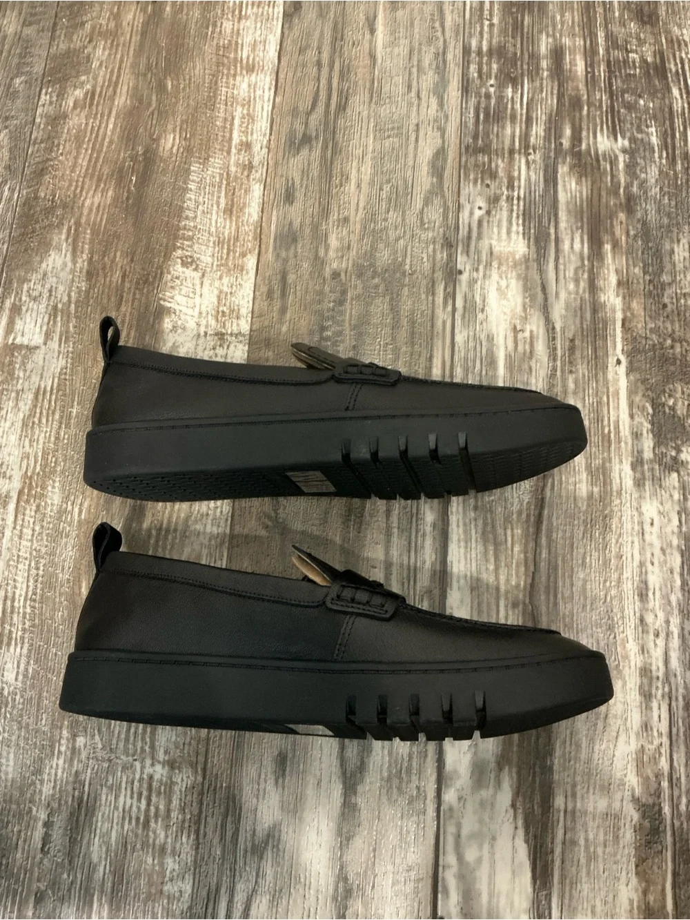 Vionic Women’s Black Leather Penny Loafer Slip-On Size 8.5 - Picture 11 of 16